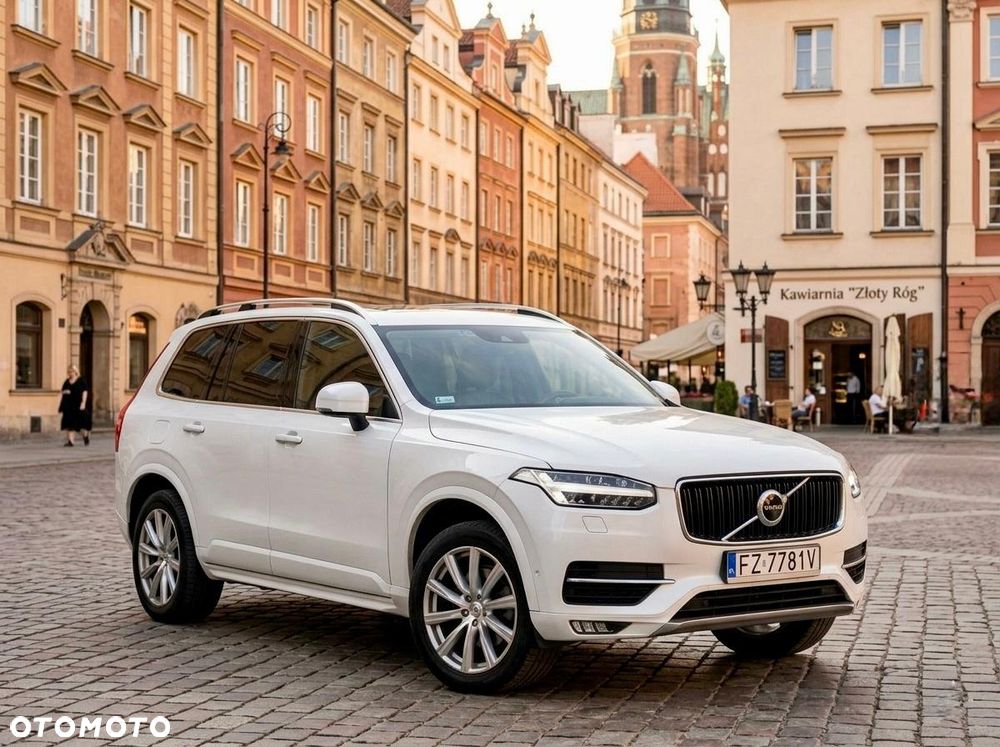Volvo XC 90 D5 AWD Geartronic Momentum - 1