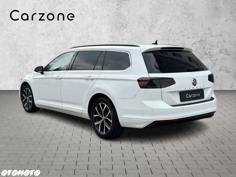 Volkswagen Passat 1.5 TSI EVO Comfortline DSG - 4