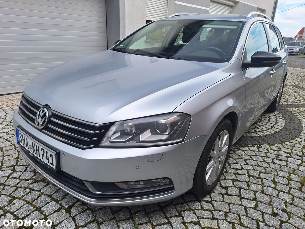 Volkswagen Passat Variant 2.0 Blue TDI DPF Comfortline - 26