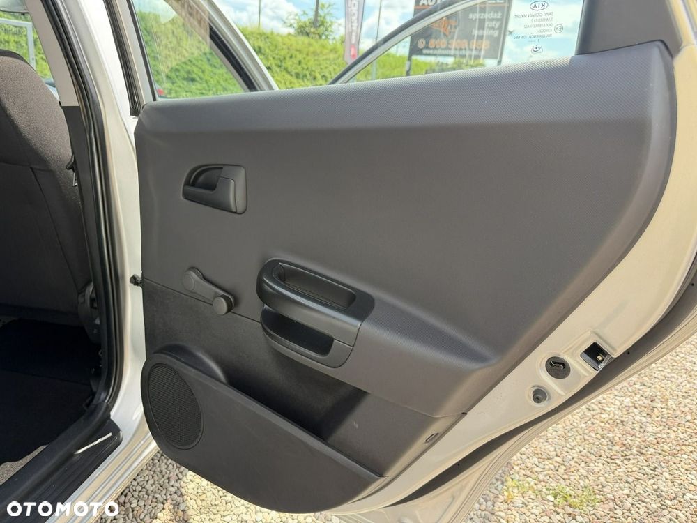 Kia Ceed 1.4 CVVT Dream-Team Edition - 23