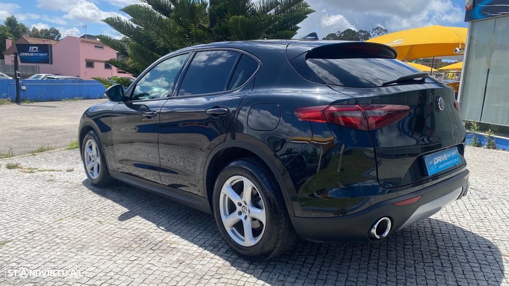 Alfa Romeo Stelvio 2.2 D Super AT8 - 14