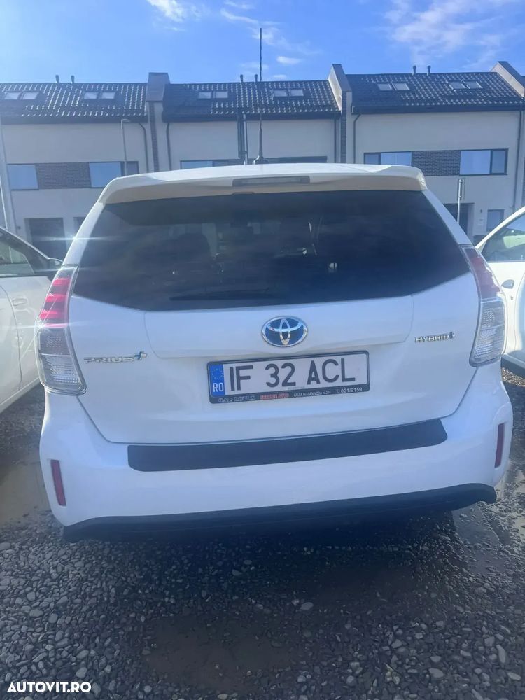 Toyota Prius+ (Hybrid) Comfort - 2