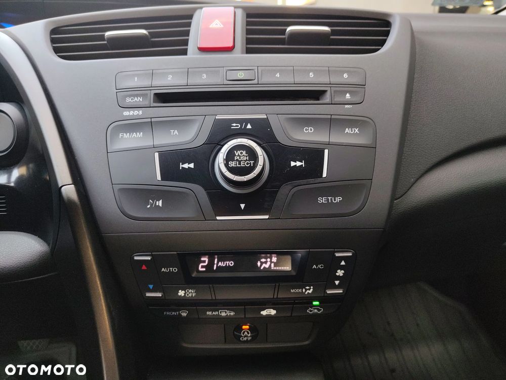 Honda Civic 1.4 Comfort - 24