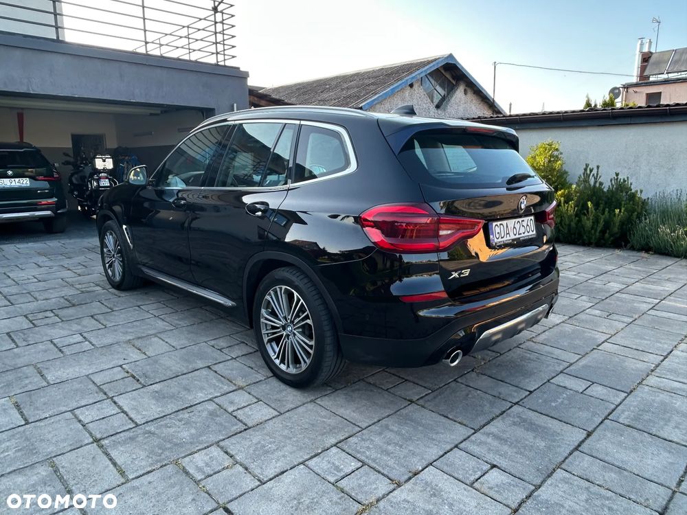 BMW X3 xDrive30i GPF Luxury Line - 8