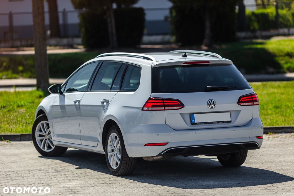 Volkswagen Golf Variant 2.0 TDI (BlueMotion Technology) Comfortline - 10