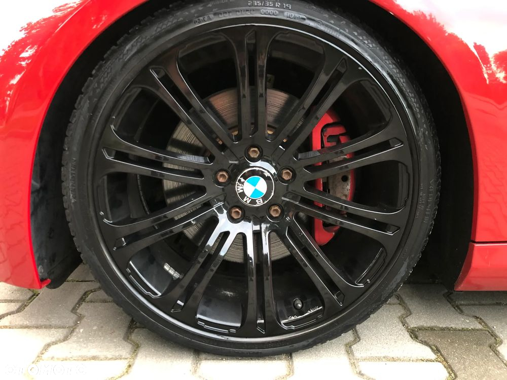 BMW Seria 3 330i Cabrio - 35