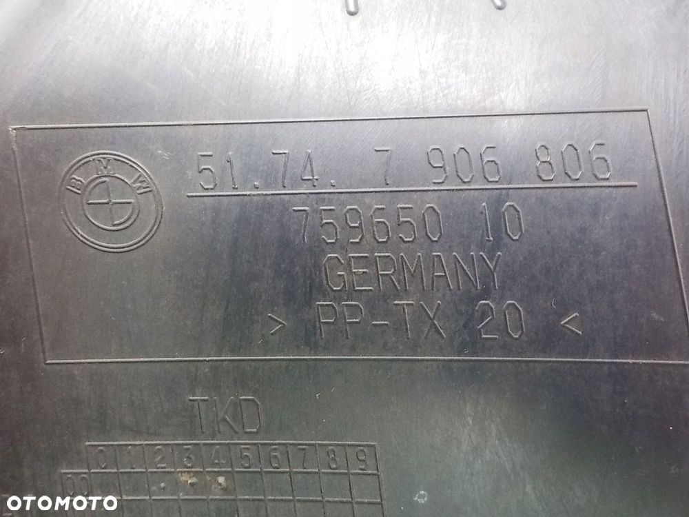 BMW 1 E81 RURA PRAWA DOLOT PRAWY WLOT POWIETRZA NA HAMULCE 7906806 - 3