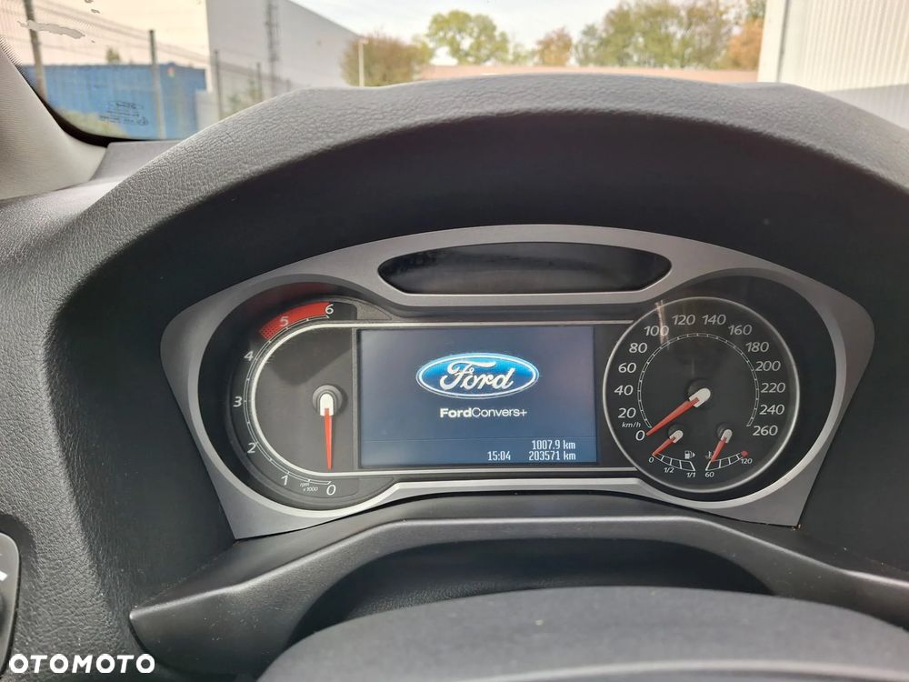 Ford Mondeo - 10