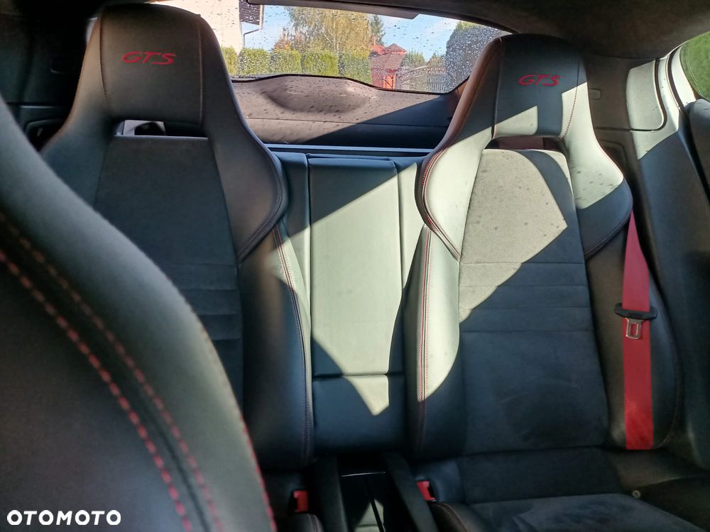 Porsche Panamera GTS PDK - 7