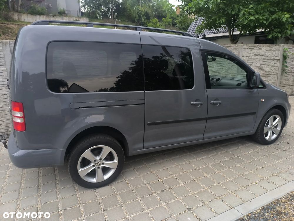 Volkswagen Caddy Maxi Comfortline 4Motion - 4