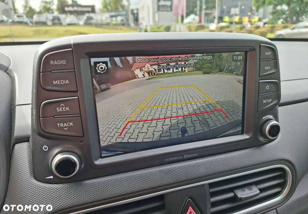 Hyundai Kona - 32