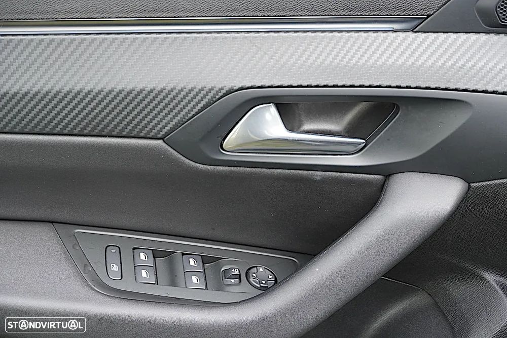 Peugeot 508 SW 1.6 Hybrid Allure Pack e-EAT8 - 14