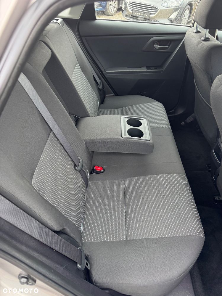 Toyota Auris 1.6 Life+ - 18