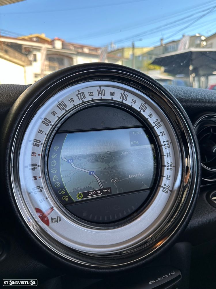 MINI Cabrio Cooper SD - 14
