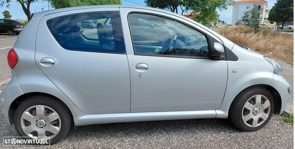 Toyota Aygo 1.0 + AC - 3