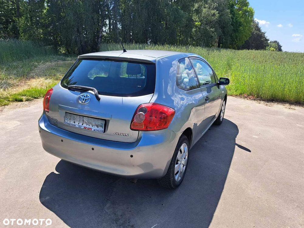 Toyota Auris - 6