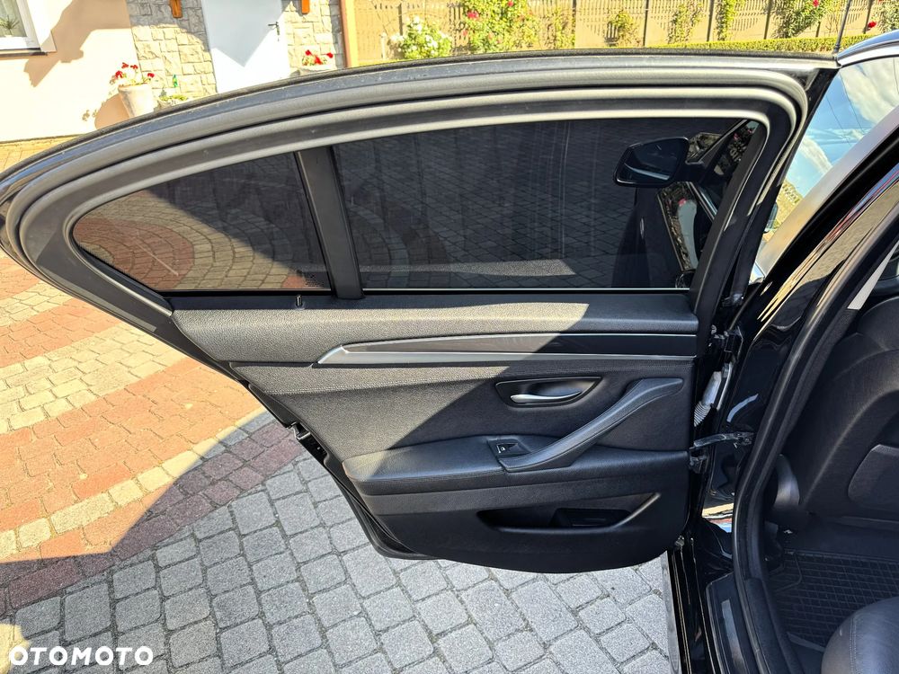 BMW Seria 5 520d - 11
