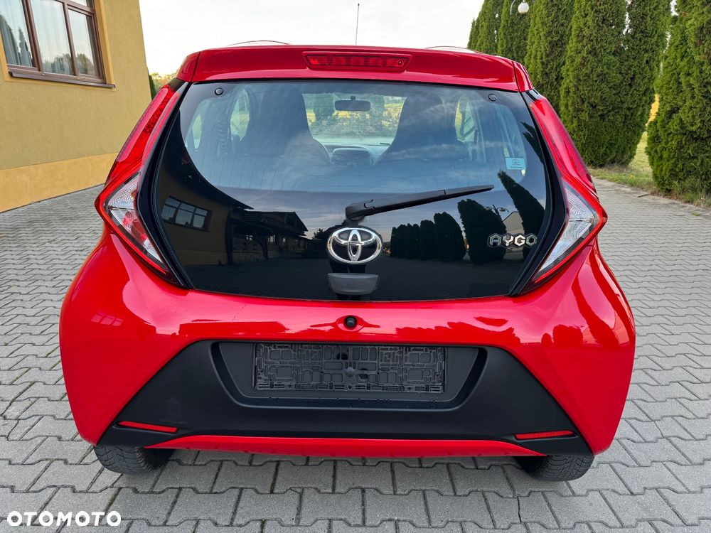 Toyota Aygo x-business - 31