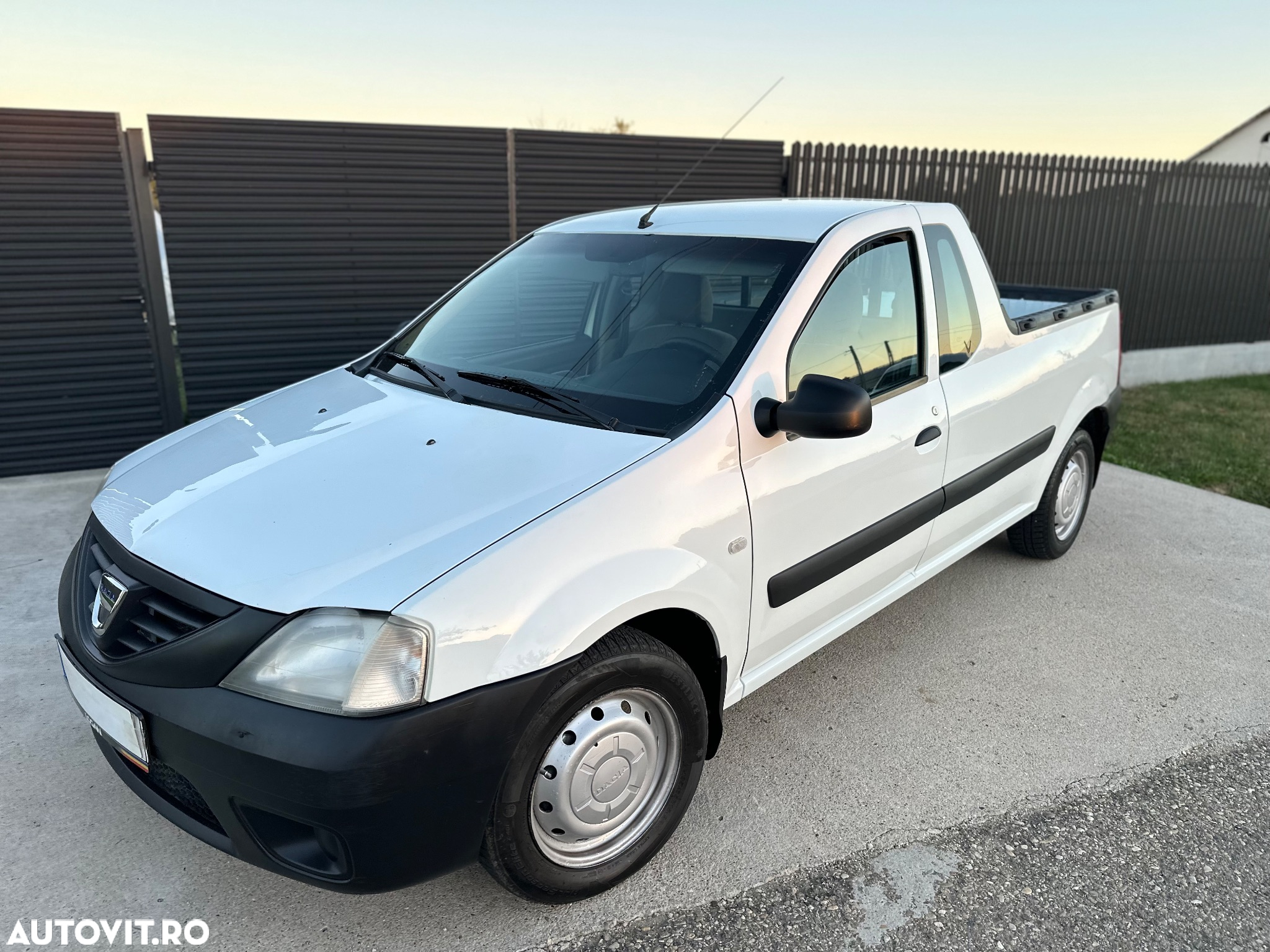 Dacia Pick Up - 2