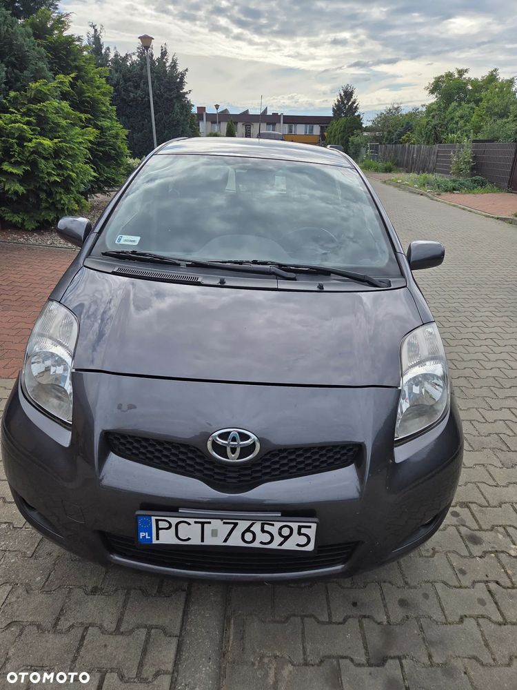 Toyota Yaris 1.0 Luna - 4