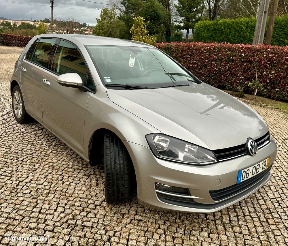 VW Golf 1.6 TDi Confortline DSG - 1