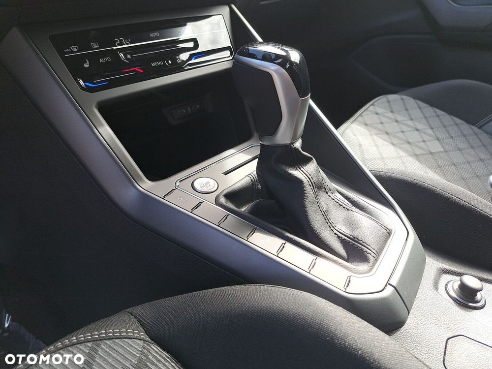 Volkswagen Polo - 16