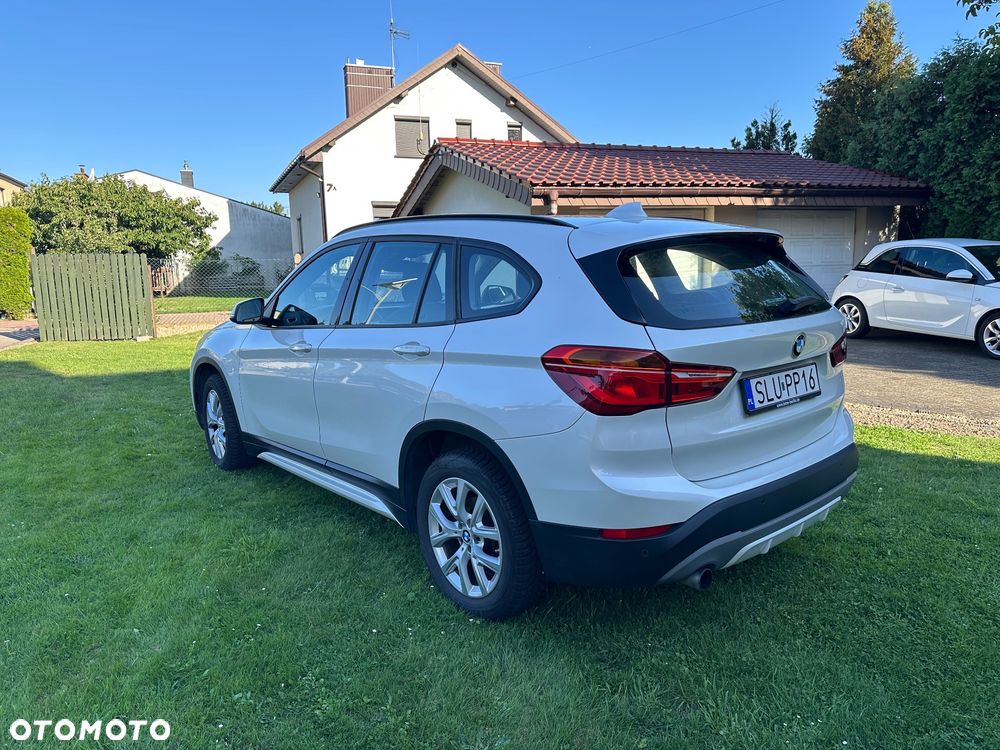 BMW X1 sDrive18i Sport Line - 5