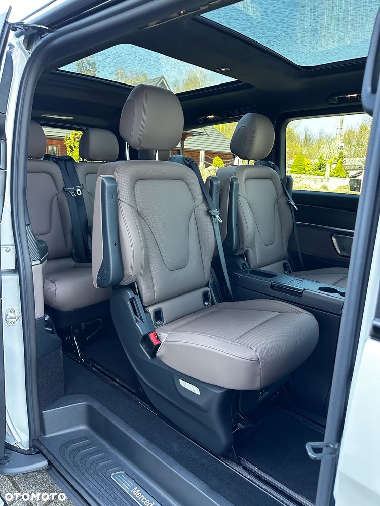 Mercedes-Benz Klasa V 300 d 4-Matic 9G-Tronic Exclusive (d³ugi) - 31