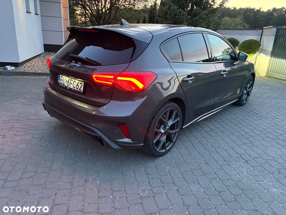 Ford Focus 2.3 EcoBoost ST - 11