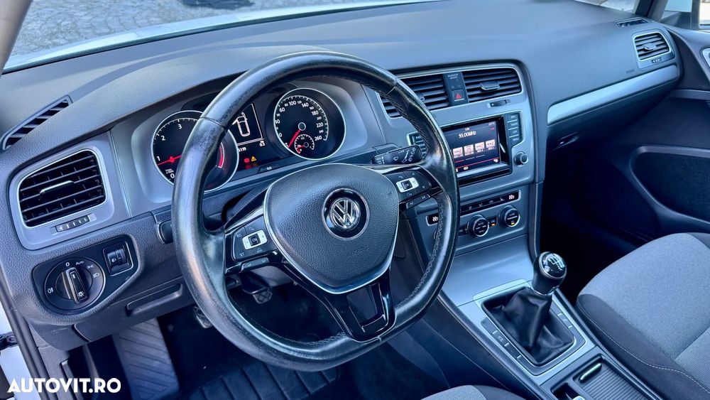 Volkswagen Golf Variant 1.6 TDI BlueMotion Trendline - 9