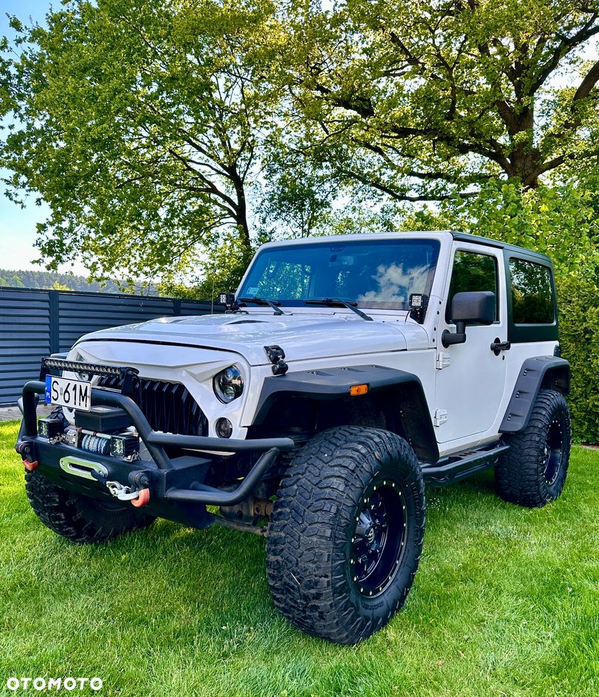 Jeep Wrangler - 8