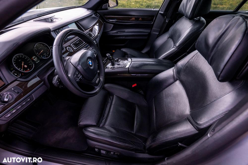BMW Seria 7 730d xDrive - 5