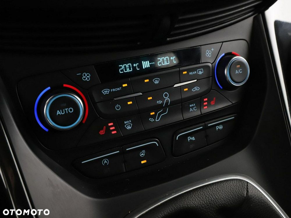 Ford Kuga 2.0 TDCi 4x2 ST-Line - 28