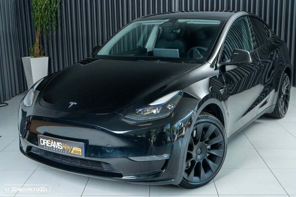Tesla Model Y Long Range Dual Motor AWD - 10