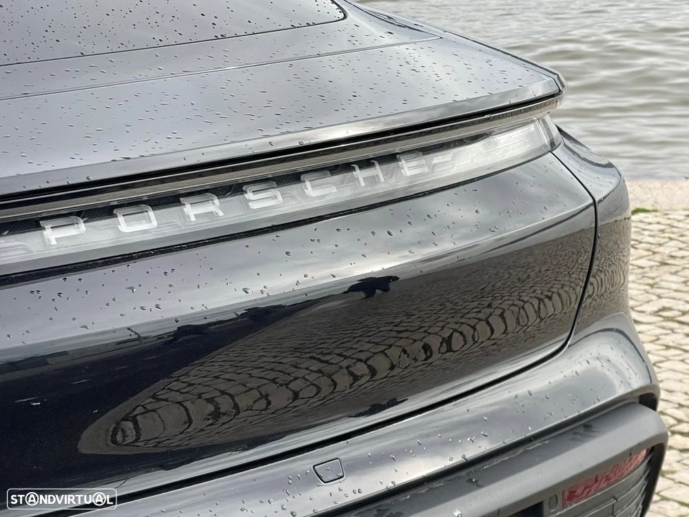 Porsche Taycan Standard - 6