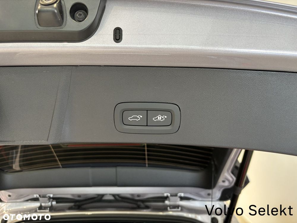 Volvo XC 40 - 26