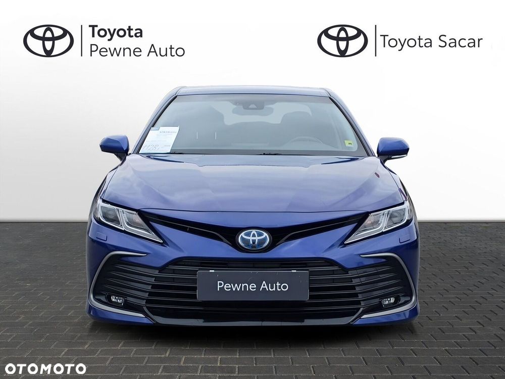 Toyota Camry - 8