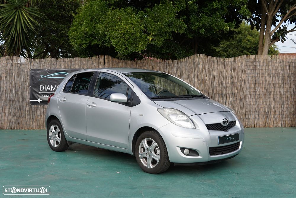 Toyota Yaris 1.0 VVT-i AC Manual - 4
