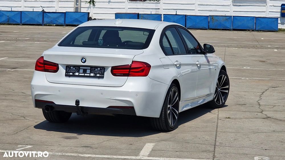 BMW Seria 3 - 25