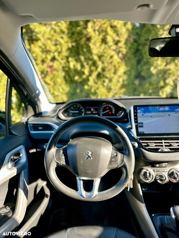 Peugeot 2008 - 14