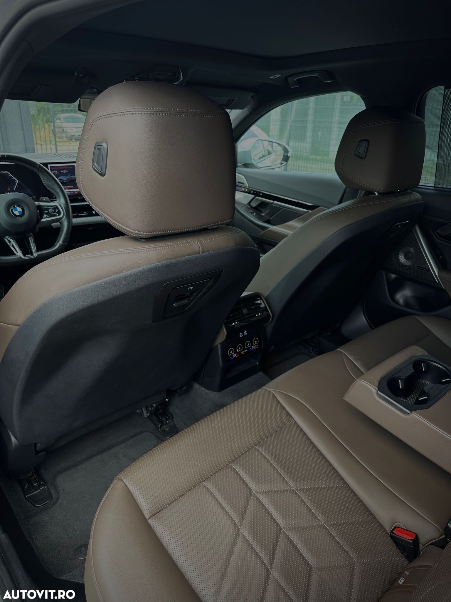 BMW Seria 5 520d xDrive AT MHEV - 35