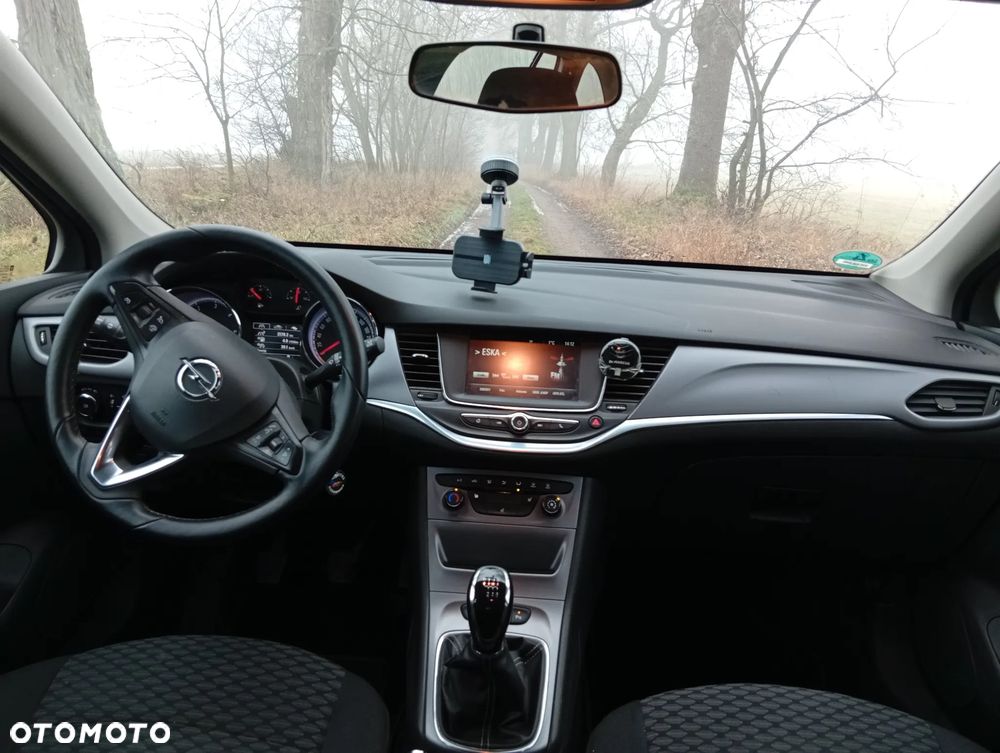 Opel Astra - 8