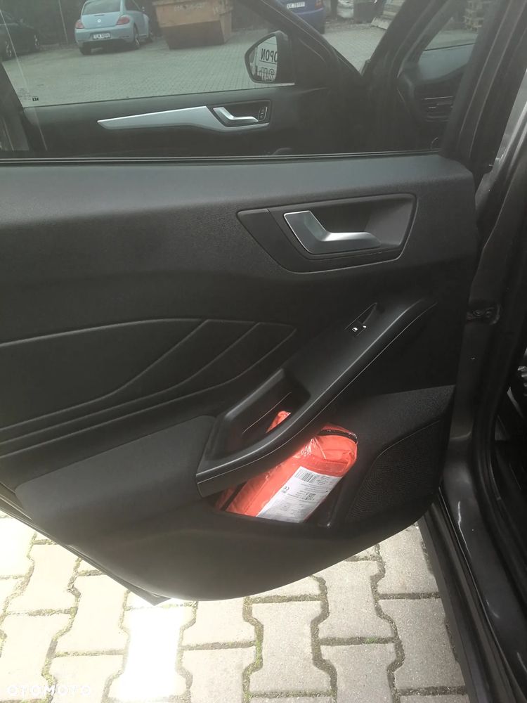 Ford Focus 1.5 EcoBoost Trend ASS - 21