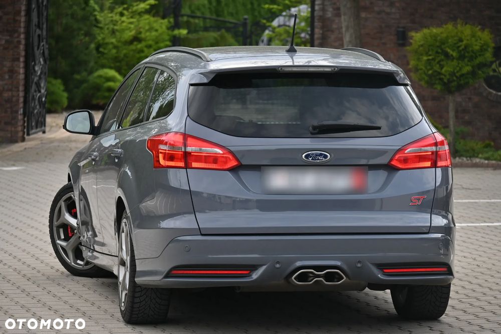 Ford Focus 2.0 TDCi ST-2 PowerShift - 4