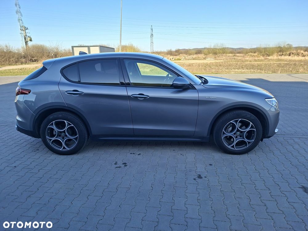 Alfa Romeo Stelvio 2.0 Turbo Super Q4 - 12