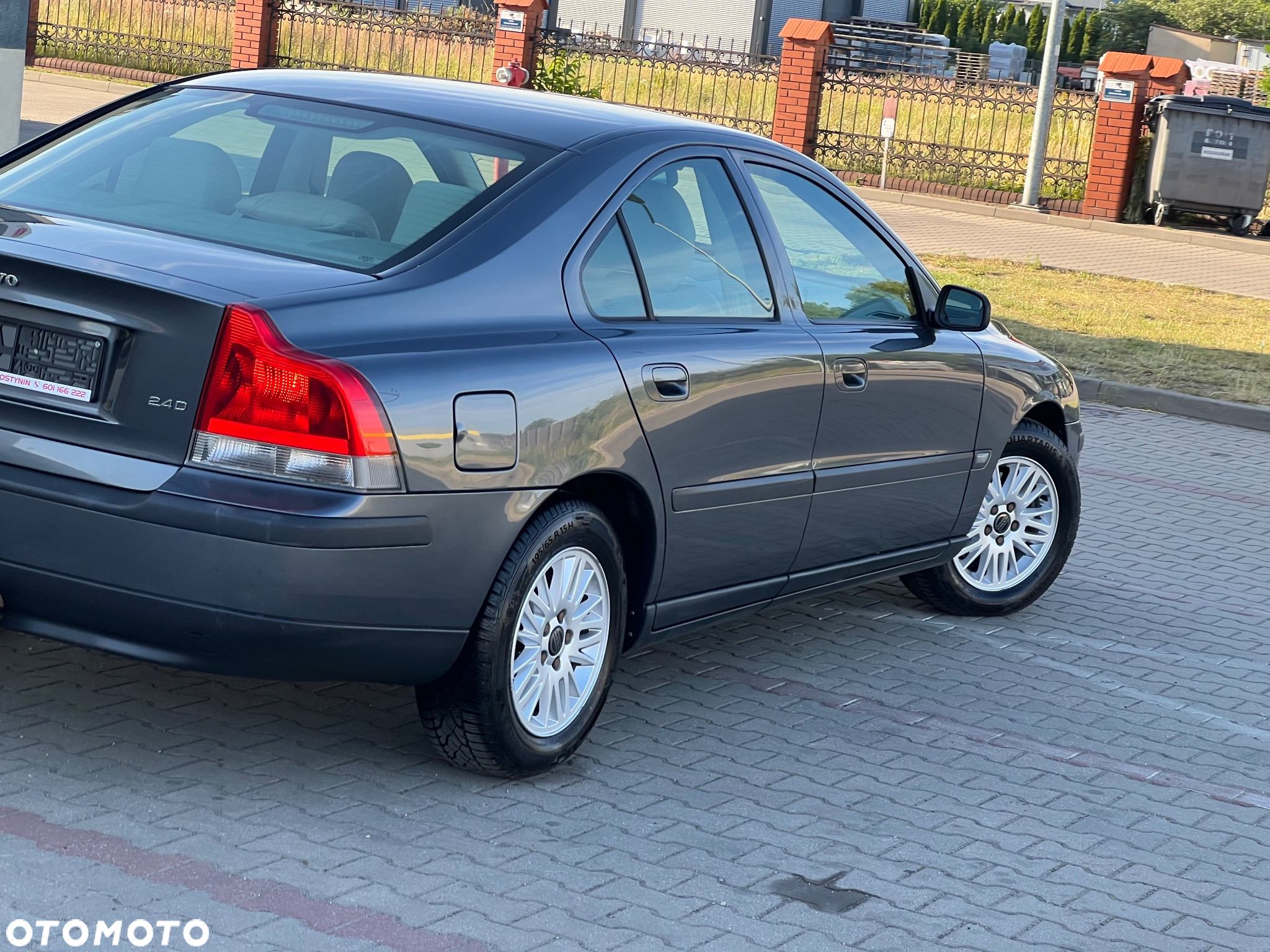 Volvo S60 2.4D - 38