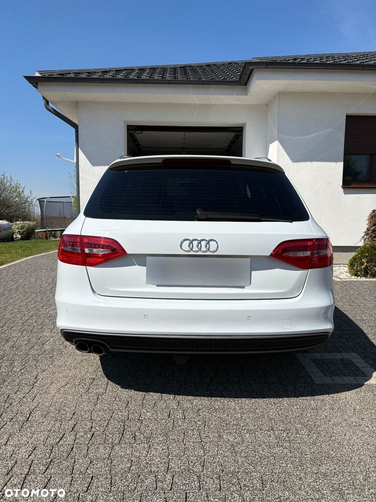 Audi A4 Avant 2.0 TDI Quattro S tronic - 3