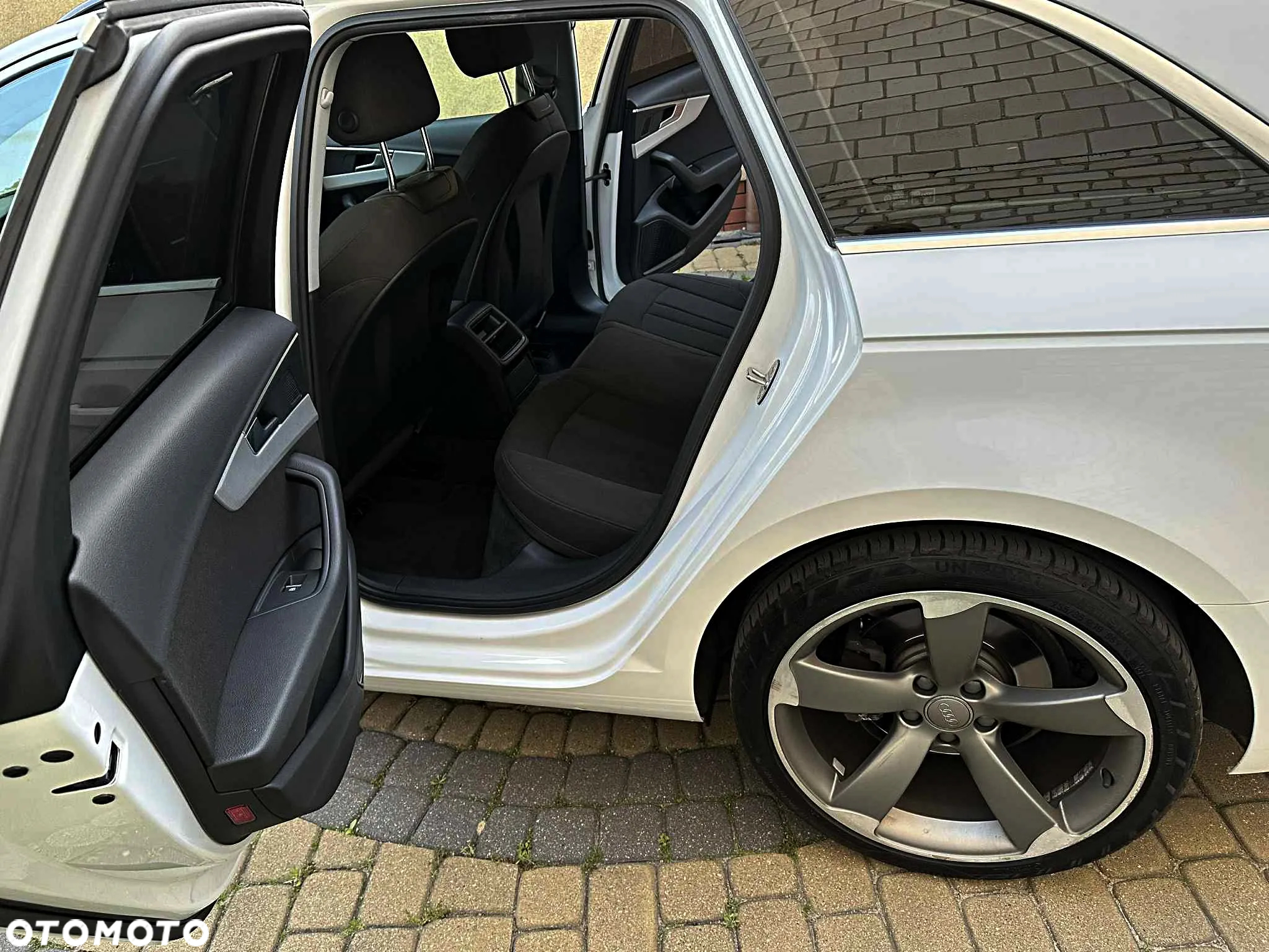 Audi A4 2.0 TDI Quattro Sport S tronic - 37
