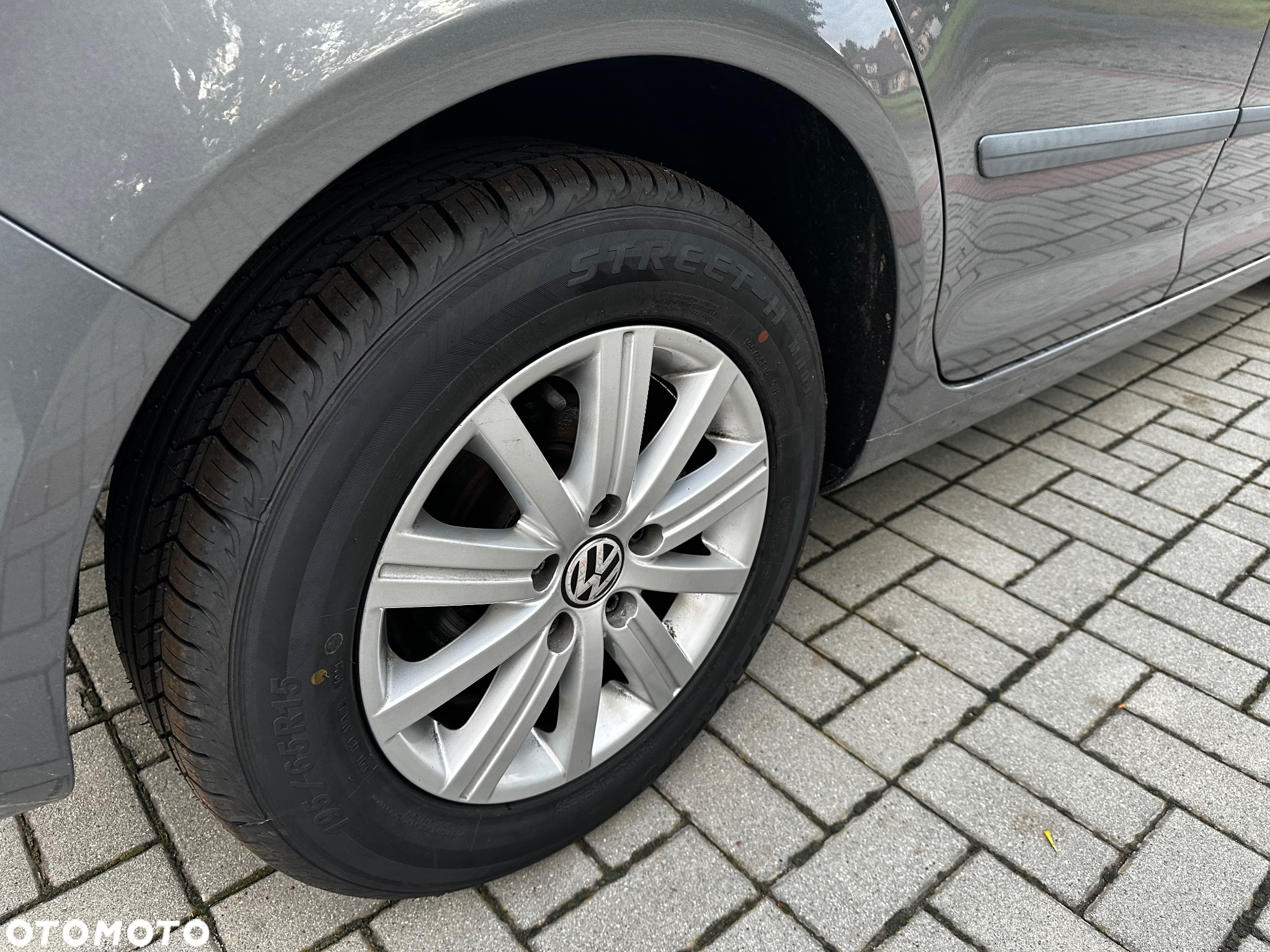 Volkswagen Golf Plus 1.6 TDI BlueMot Comfortline - 15