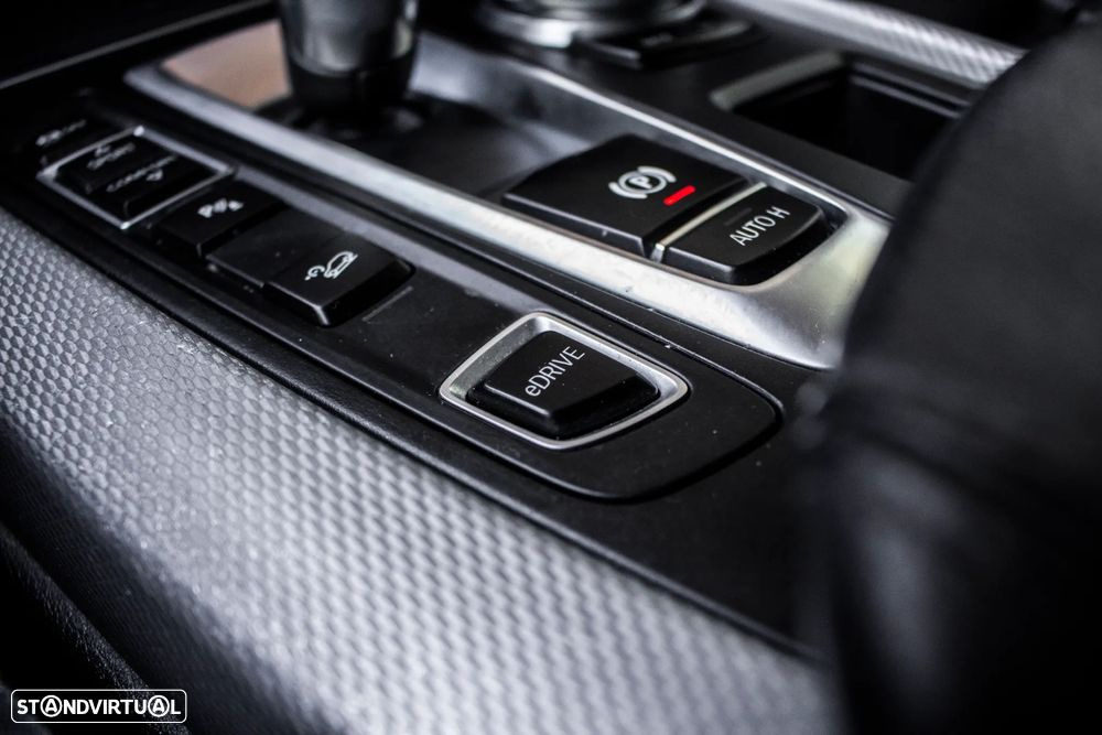 BMW X5 xDrive40e - 25